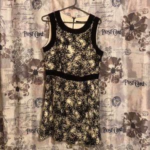 Kensie XL black and white dress